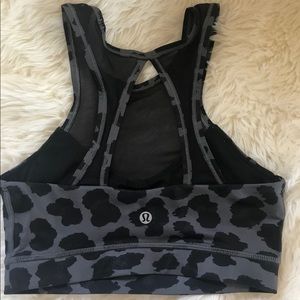 lululemon sports bra
